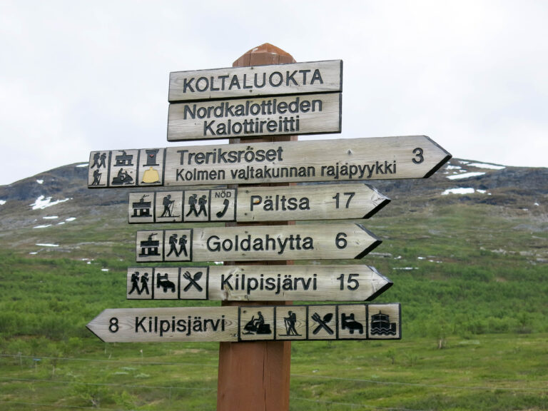 Hiking trail in Koltaluokta